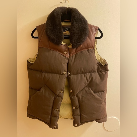 Penfield Other - Penfield quilted shearling vest with leather accent